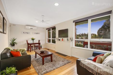 Property photo of 19 Dryden Concourse Mooroolbark VIC 3138