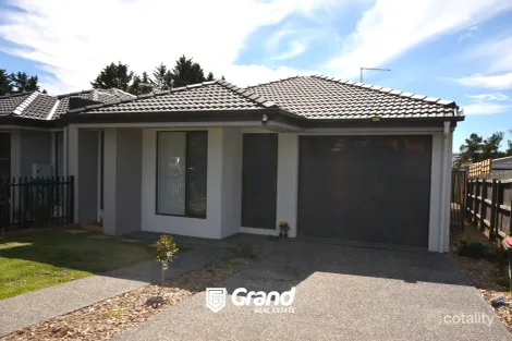 Property photo of 69 Willow Drive Hampton Park VIC 3976