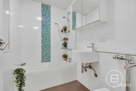 Property photo of 28/287-293 Exhibition Street Melbourne VIC 3000