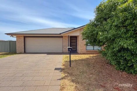 9 Warragrah Pl, Parkes, NSW 2870