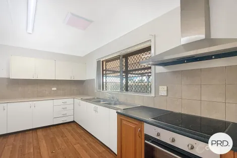 Property photo of 17 Viveash Way Bulgarra WA 6714