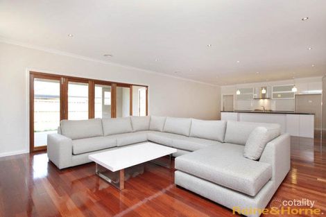 Property photo of 7 Coronation Street Taylors Hill VIC 3037