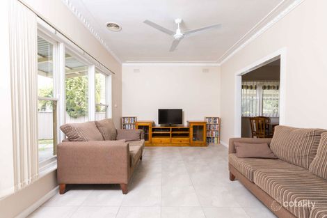 Property photo of 14 Derna Court Golden Square VIC 3555