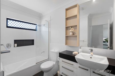 Property photo of 10 Lauder Street Mount Gravatt East QLD 4122