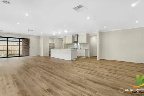 Property photo of 8 Dorrigo Way Wollert VIC 3750