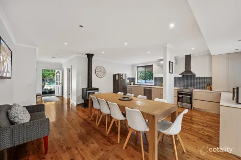 Property photo of 1/3 Station Street Bright VIC 3741
