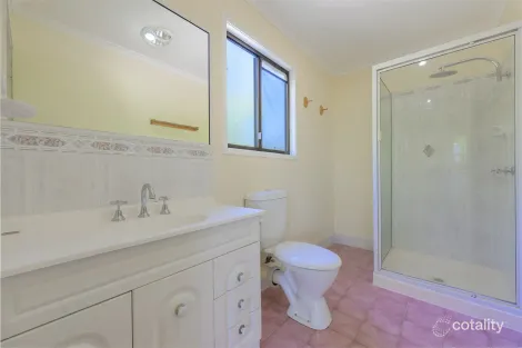 Property photo of 62 J Hickey Avenue Clinton QLD 4680