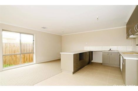 Property photo of 12/12 Mingos Court Werribee VIC 3030