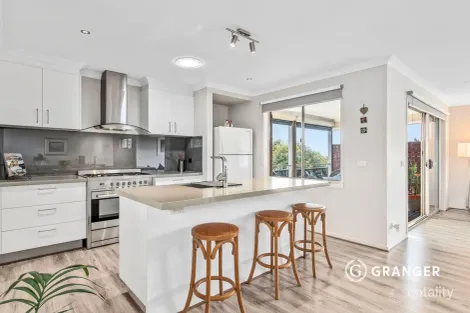 Property photo of 1 Grange Close McCrae VIC 3938