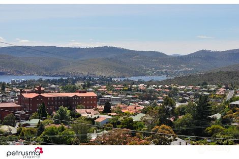 Property photo of 32 Gordon Avenue Mount Stuart TAS 7000