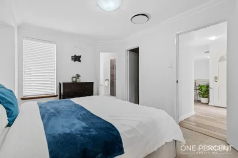 Property photo of 12 Breaker Close Silver Sands WA 6210