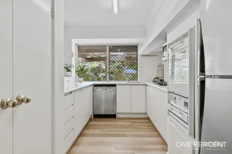 Property photo of 12 Breaker Close Silver Sands WA 6210