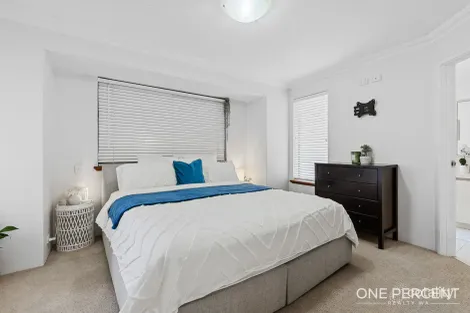 Property photo of 12 Breaker Close Silver Sands WA 6210