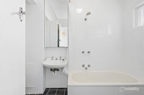 Property photo of 18/86 Park Street St Kilda West VIC 3182