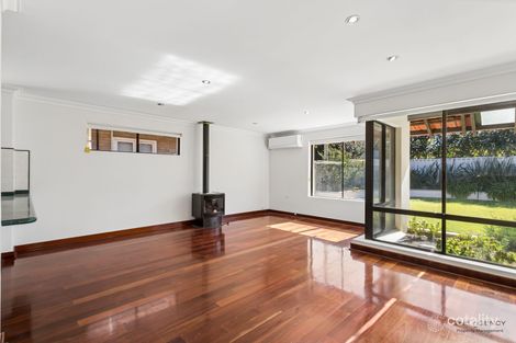 Property photo of 19 Belhus Drive Trigg WA 6029