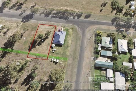 84 Cheetham St, Cecil Plains, QLD 4407