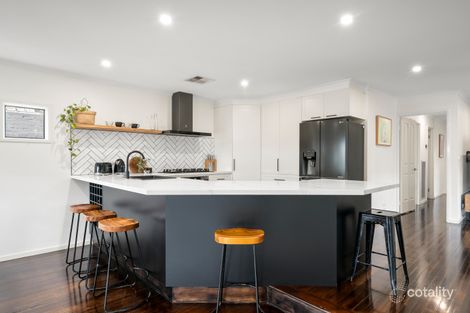 Property photo of 49 Struan Avenue Mooroolbark VIC 3138