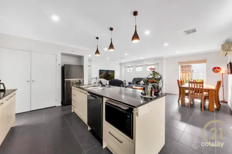 Property photo of 37 Oceanwave Parade Point Cook VIC 3030