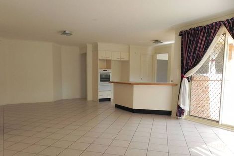 Property photo of 48 Glendower Street Rosemeadow NSW 2560