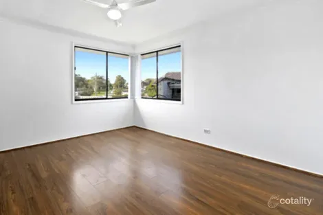 Property photo of 25 Orinoco Close Seven Hills NSW 2147