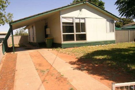 17 Rowe St, Robinvale, VIC 3549