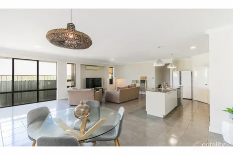 26 Pennine Way, Wellard, WA 6170