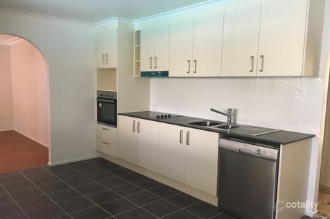 19 Southern Cross Dr, Newport, QLD 4020