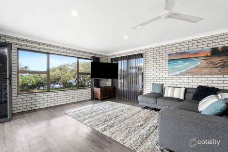 Property photo of 1/16 Esplanade Golden Beach QLD 4551