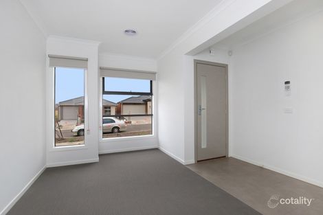 Property photo of 35 Prospector Crescent Diggers Rest VIC 3427