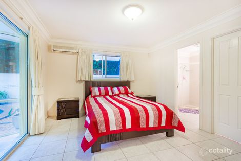 Property photo of 26 Oyster Cove Promenade Helensvale QLD 4212