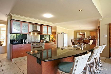201 Chesterfield Dr, Bonogin, QLD 4213