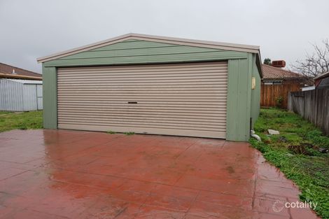 Property photo of 22 Amarina Close Meadow Heights VIC 3048
