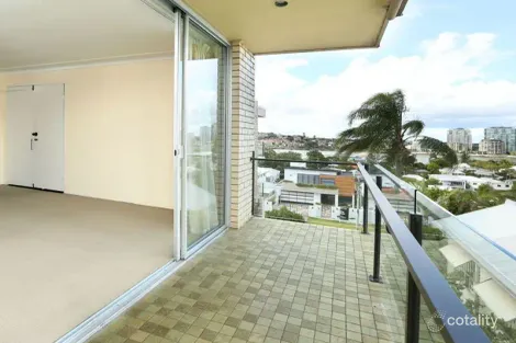 Property photo of 9/26 Wordsworth Street Bulimba QLD 4171