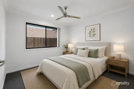 Property photo of 18 Leabrook Place Pimpama QLD 4209