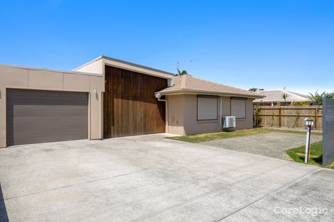 Property photo of 33 Nicklin Way Buddina QLD 4575