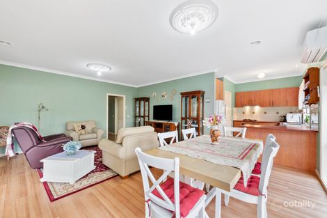 Property photo of 30 Chenin Mews Waurn Ponds VIC 3216