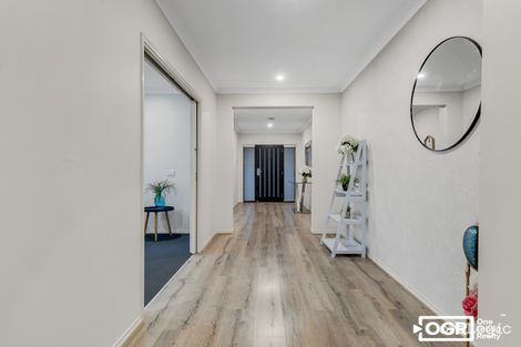 Property photo of 18 Blueberry Street Greenvale VIC 3059