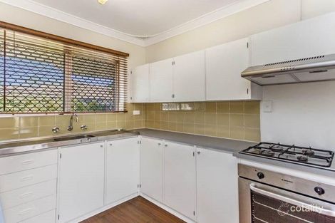 Property photo of 6 Devonshire Terrace Armadale WA 6112