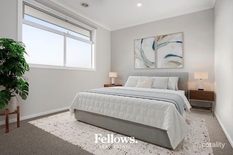 Property photo of 1 Diplomat Crescent Cranbourne South VIC 3977