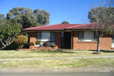 Property photo of 28 Australorp Avenue Seven Hills NSW 2147