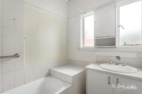 Property photo of 12 Saltair Street Hampton East VIC 3188