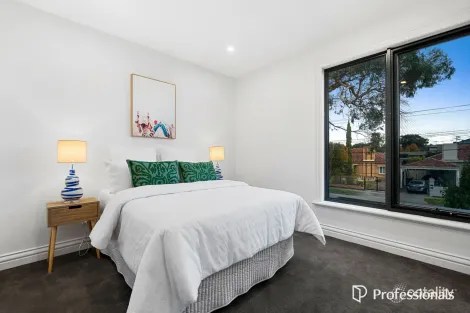Property photo of 3/34 Glen Orme Avenue McKinnon VIC 3204