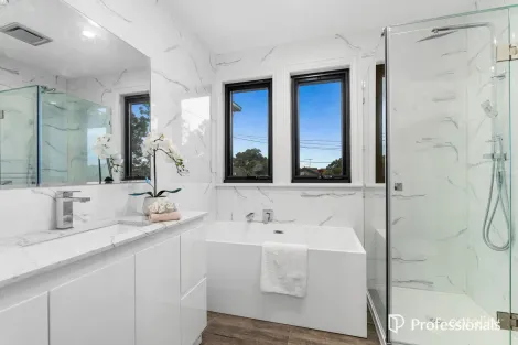 Property photo of 283 Jasper Road McKinnon VIC 3204