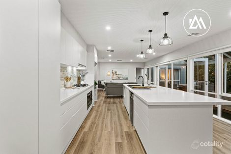 Property photo of 4 Roselands Court Langwarrin VIC 3910