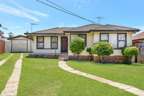 17 Gemoore St, Smithfield, NSW 2164
