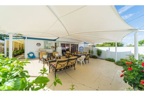 1/193 Bayview St, Runaway Bay, QLD 4216