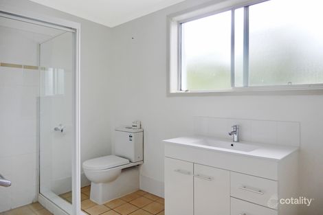 Property photo of 1/33 Forresters Beach Road Forresters Beach NSW 2260