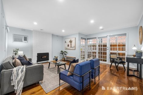 Property photo of 1 Cumberland Crescent Chirnside Park VIC 3116