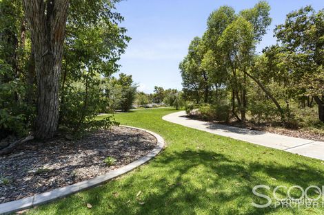 Property photo of 11 Camperdown Way Lakelands WA 6180