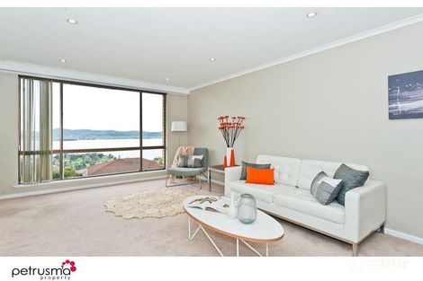 Property photo of 2/8 Amanda Crescent Sandy Bay TAS 7005